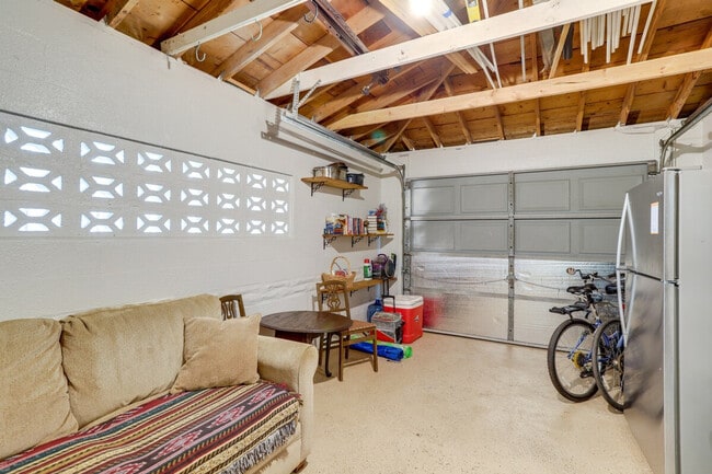 property at 12 S Arcturas Ave