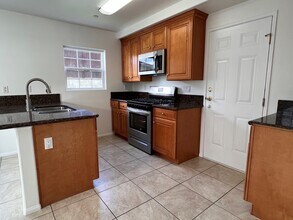 16510 La Salle Ave in Gardena, CA - Building Photo - Building Photo
