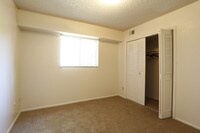 Bedroom - Boulder Crossroads Apartamentos in Denver, Colorado