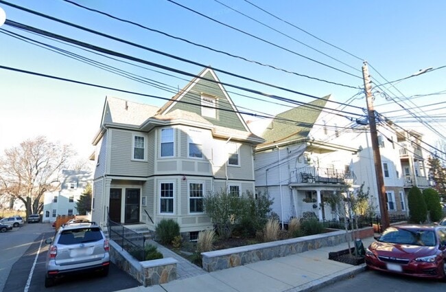 27R Albion St, Unit 1