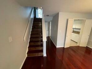 11224 Beaver Trail Ct in Reston, VA - Building Photo - Building Photo