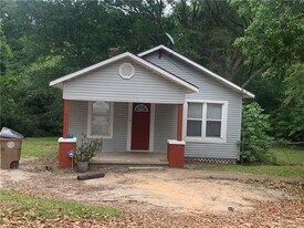 1206 Wilkins Rd in Mobile, AL - Building Photo