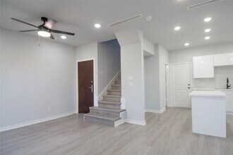 2832 Mansfield St in Houston, TX - Building Photo - Building Photo