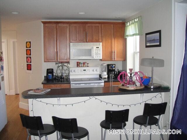 836 Huntington Ave, Unit 3 in Boston, MA - Building Photo - Building Photo