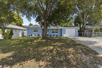 3814 Carron St in New Port Richey, FL - Building Photo - Building Photo