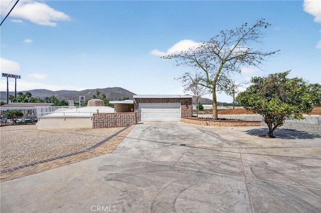 6735 Jewel St in Riverside, CA - Building Photo - Building Photo