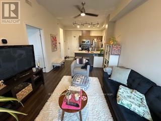 property at 1370 Main St E
