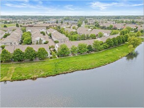 10981 Goodhue St NE in Blaine, MN - Foto de edificio - Building Photo