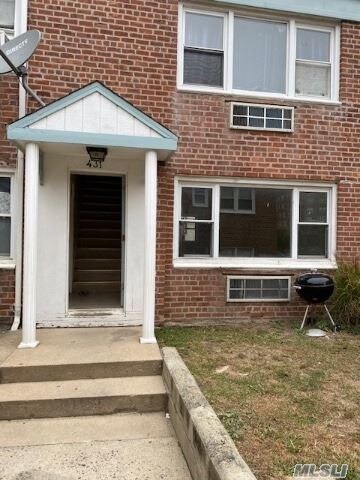 431 E Broadway-Unit -431 in Long Beach, NY - Building Photo