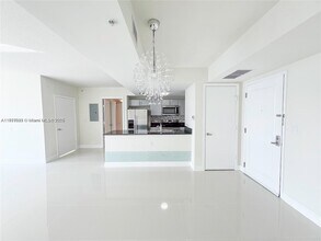 1861 NW S River Dr, Unit 803 in Miami, FL - Building Photo - Building Photo