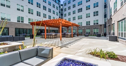 Park Place Baton Rouge Apartments in Baton Rouge, LA - Building Photo - Building Photo