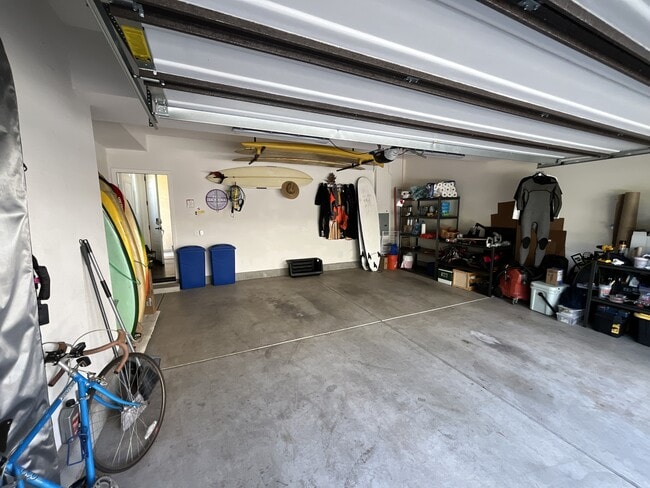869 East Mountain Way in Azusa, CA - Building Photo - Building Photo