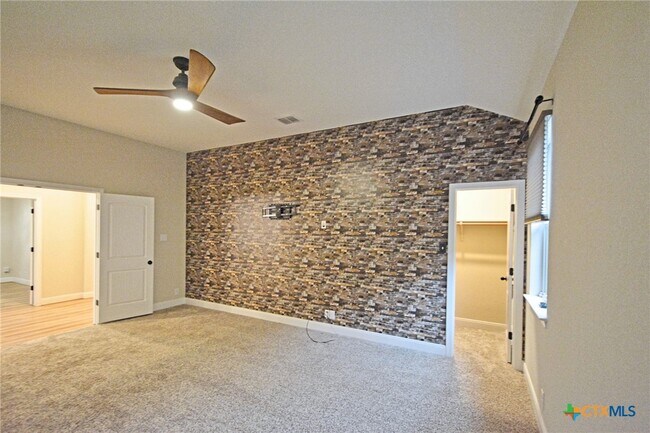 property at 2912 Tuaber