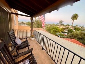 1824 Mendota St in San Diego, CA - Foto de edificio - Building Photo