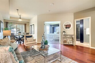 925 N Lincoln St, Unit 6H in Denver, CO - Building Photo - Building Photo