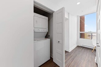 Le Montefiore in Montréal, QC - Building Photo - Building Photo