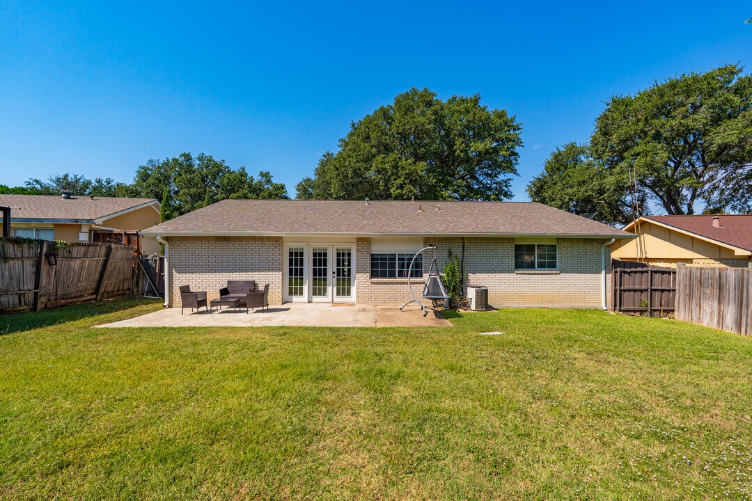 3384 P Ave in Plano, TX - Building Photo