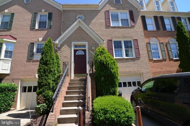 property at 2039 Gallows Tree Ct