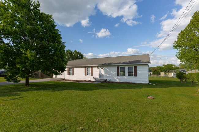 property at 161 Knoll Dr