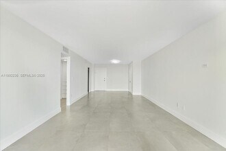 1865 NE 79th St in North Bay Village, FL - Building Photo - Building Photo