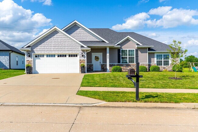 property at 3805 Flatwater Dr
