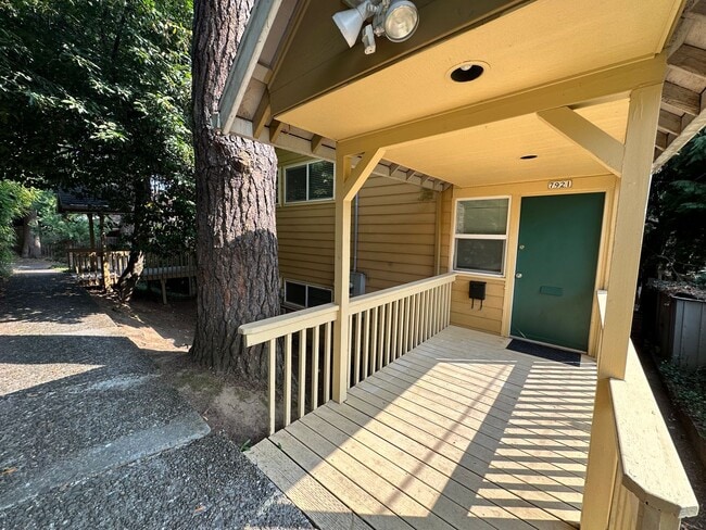 property at 7921 SE Taggart St