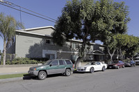 Evergreen Apartments in Long Beach, CA - Building Photo - Building Photo