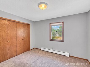 2050 Pike Lake Dr in New Brighton, MN - Building Photo - Building Photo