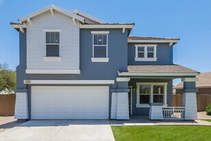 1691 S Portland Ct in Gilbert, AZ - Building Photo