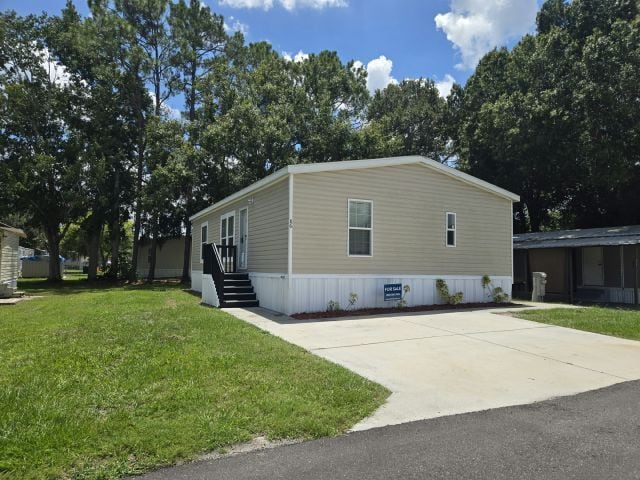 property at 1400 Banana Rd