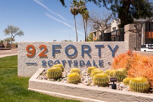 92Forty Scottsdale Apartments