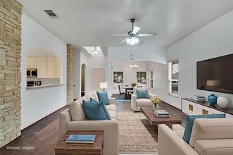 104 Harvest Hill Ln in Red Oak, TX - Building Photo - Building Photo