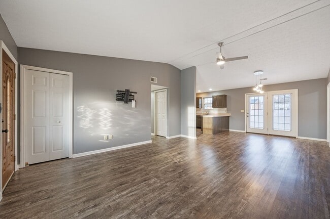 120 Hodge St in Charlestown, IN - Building Photo - Building Photo