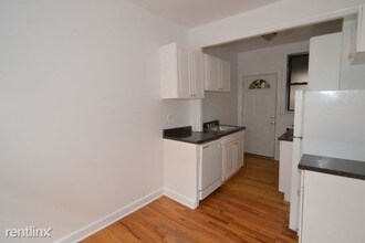 3829 N Fremont St-Unit -Unit 2W in Chicago, IL - Building Photo - Building Photo