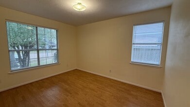 1822 American Elm Ct in Sugar Land, TX - Building Photo - Building Photo