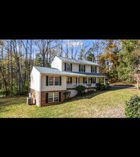 224 Dove Ct in Lynchburg, VA - Building Photo - Building Photo