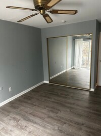 9001 Ridge Ave photo'