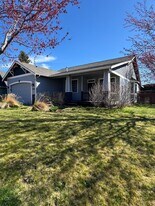 2450 Wheaton Ct in Ellensburg, WA - Building Photo