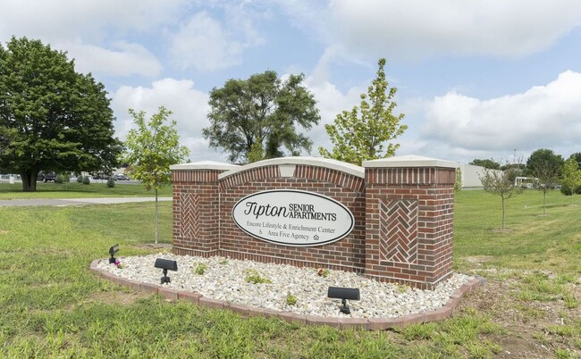 Tipton Senior Apartments in Tipton, IN - Building Photo - Building Photo