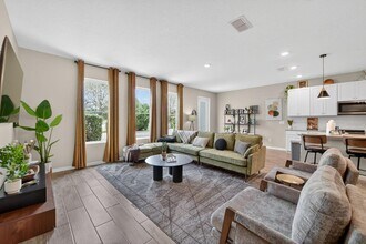 632 Benoi Dr in Davenport, FL - Building Photo - Building Photo