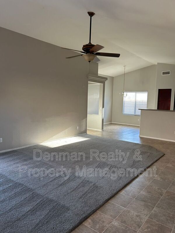 1872 St David Ct in Casa Grande, AZ - Building Photo - Building Photo