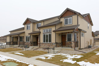 Rigden Farm Townhomes in Fort Collins, CO - Building Photo - Building Photo