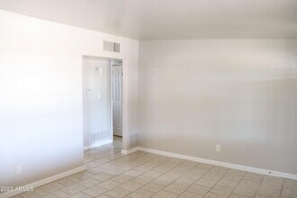 1052 Chaparral Cir in Sierra Vista, AZ - Building Photo - Building Photo