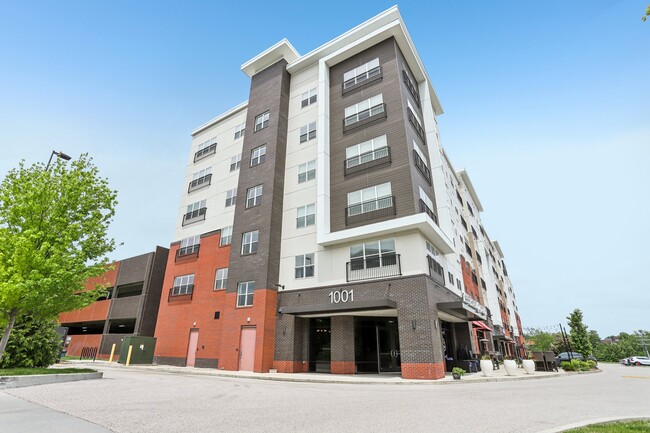 Whispering Heights in Edwardsville, IL - Building Photo - Building Photo