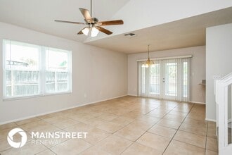 2389 Carriage Run Rd in Kissimmee, FL - Building Photo - Building Photo