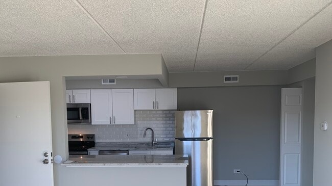 8141 W 84th Pl in Justice, IL - Building Photo - Building Photo