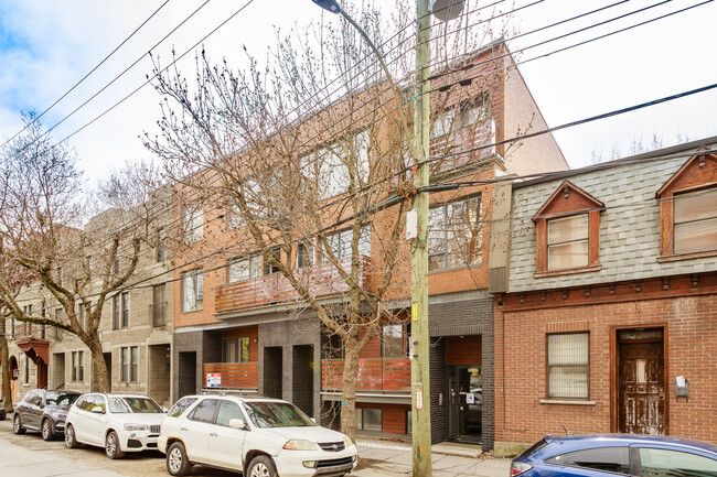 2632 De Châteauguay St in Montréal, QC - Building Photo - Building Photo