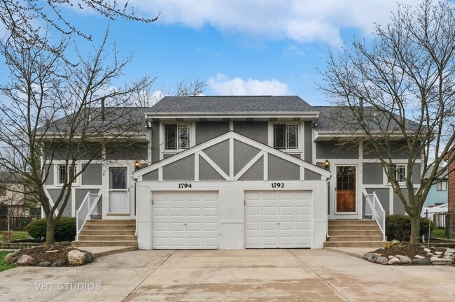 property at 1794 Howe Ln