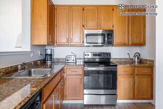 20651 Forge Way in Cupertino, CA - Building Photo - Building Photo