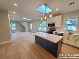 51 Fairbanks St, Unit 3 in Boston, MA - Building Photo